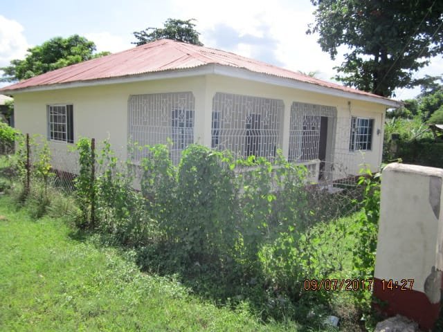 Apartamento en venta de 3 habitaciones en Santo Domingo